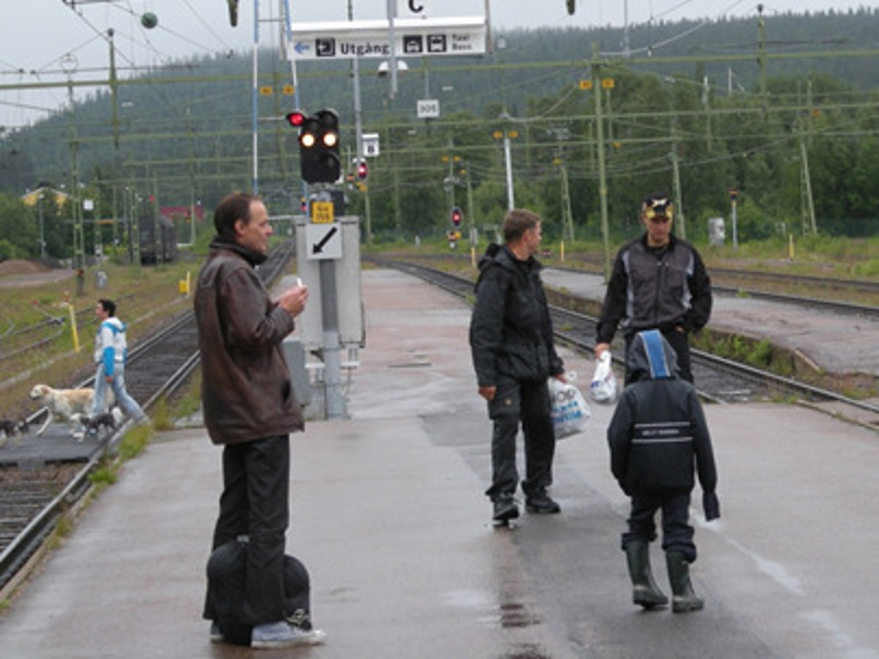 Tågperrong