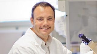 Niklas Arnberg, professor