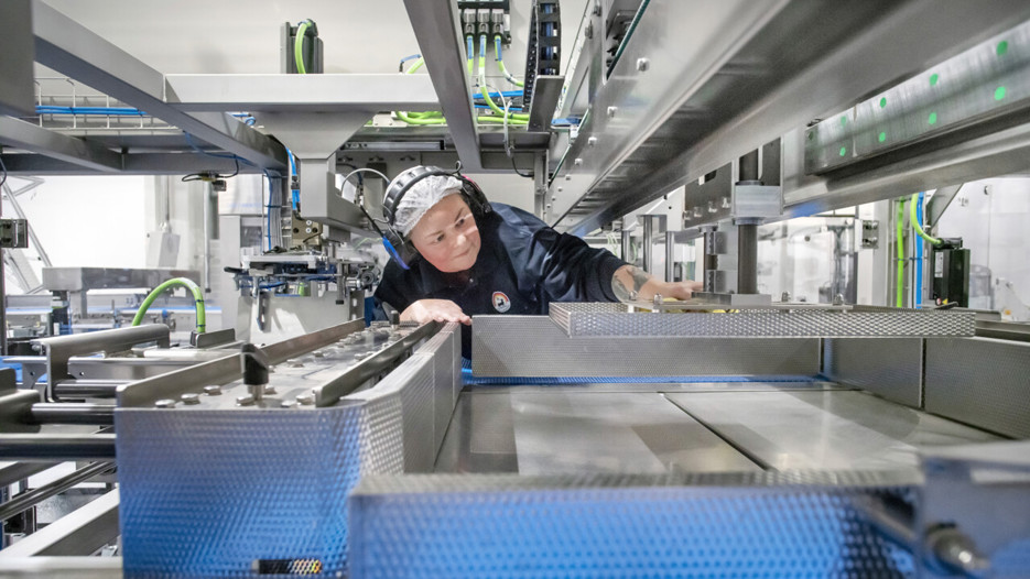 Brödproduktion i Polarbröds nya fabrik i Älvsbyn.