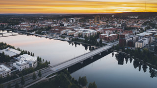 Vy över Skellefteå stad och campus.