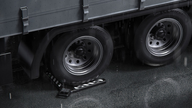 Silvester Kössler / NWTN: Replacing the industry standard for weighing trucks and other cargo vehicles by utilising basic 3d-scanning technology in combination with tire pressure monitoring.