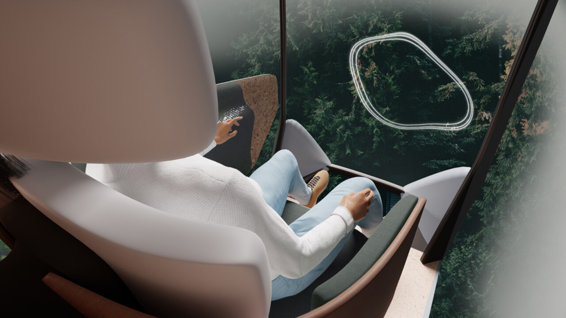 BMW Sense exists in symbiosis with urban nature corridors as it travels by rail suspended in the air for longer distances and on the ground for first- and last mile transport.