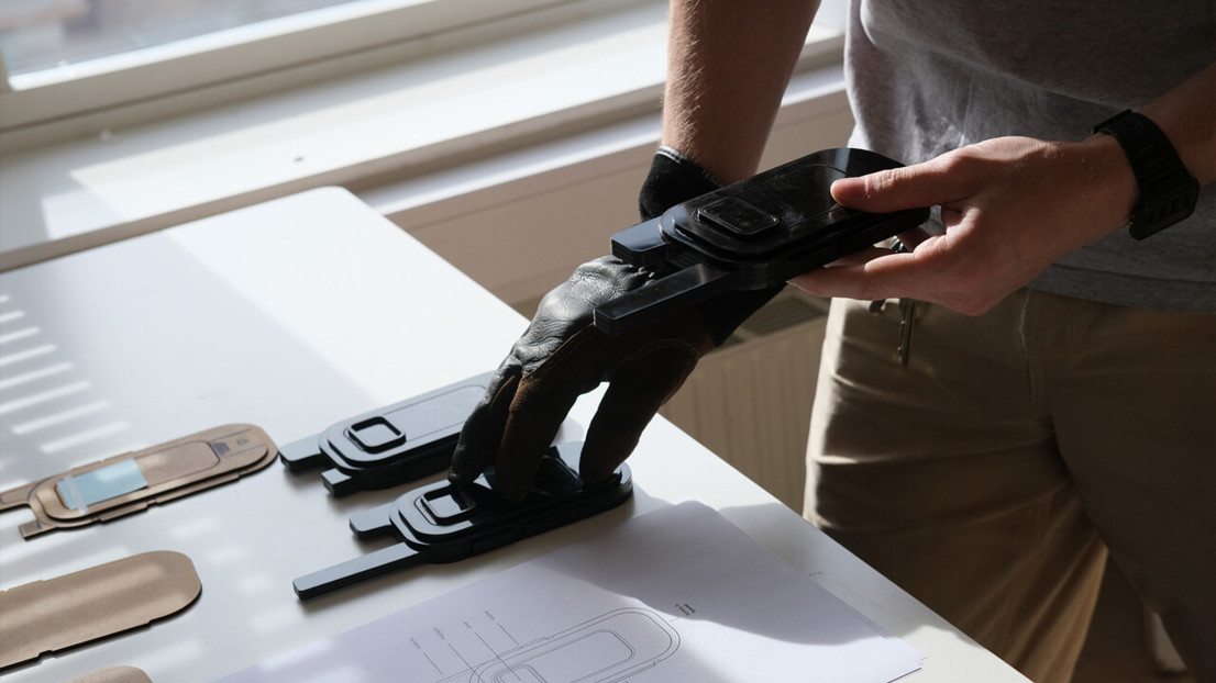 Early prototyping and ergonomic evaluation